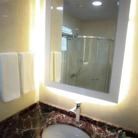 호텔 Anittepe Vilayetler Evi 2*