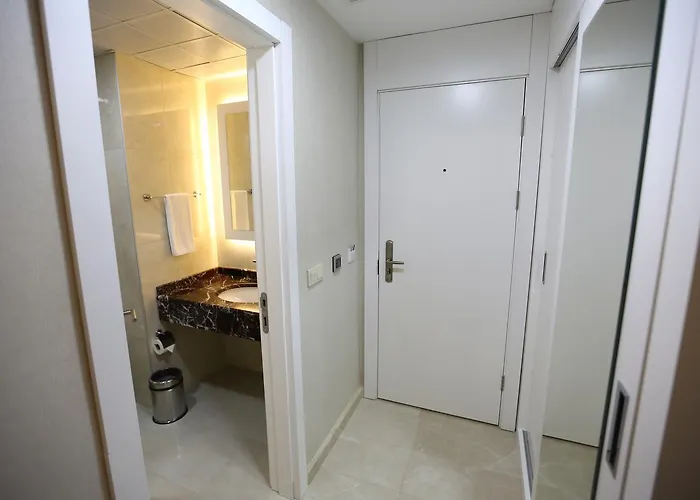 ホテル Anittepe Vilayetler Evi 2*